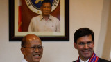  Филипините приключват военния си контракт със Съединени американски щати 