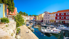 Високи цени и компромисно обслужване хвърлят сянка върху успешния туристически сезон на Хърватия