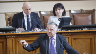 Депутатите от БСП се чудят какво според премиера Бойко Борисов