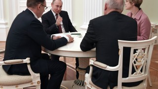 Путин позволява дебат за действията му, но не и популизма на противниците му