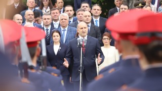 Политическият елит дълго пренебрегваше средата за сигурност а пренебрегването бездействието