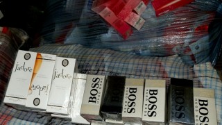 Задържаха над 15 000 фалшиви стоки на МП Капитан Андреево