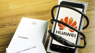 Huawei към момента е силно изолиран от западните си партньори