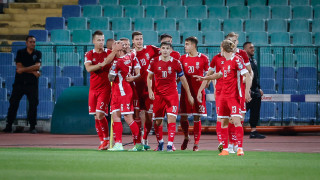 Футболистите на Литва заслужено отпразнуваха успеха над България с 2 0 Празненството им