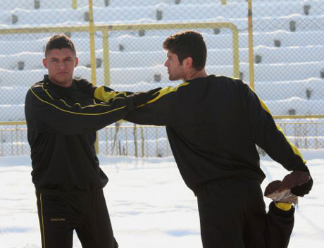 Натириха бразилец и габонец от Ботев (Пд)