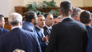 Временно изпълняващият длъжността председателят на НС Мирослав Иванов от Продължаваме