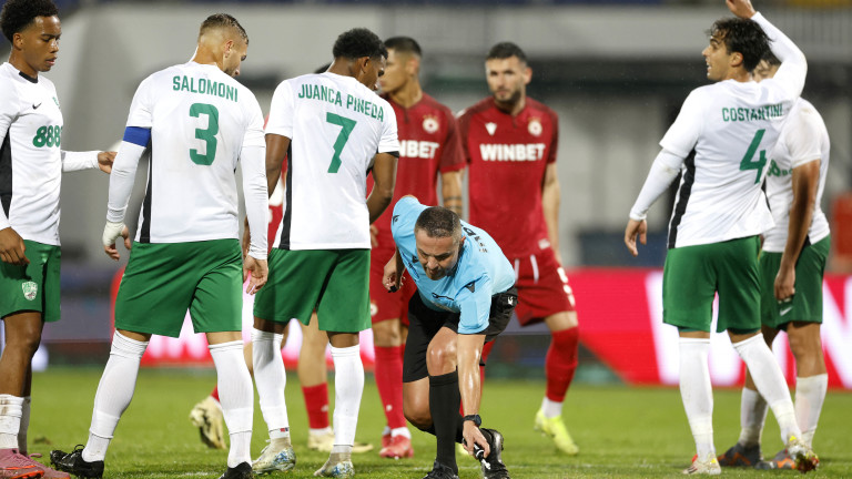 Берое също получи забрана от ФИФА