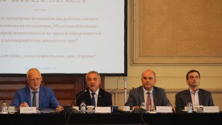 Производителността на труда трябва да е сред основните фактори за