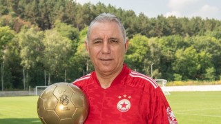 Легендата на ЦСКА и българския футбол няма да присъства на мача