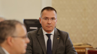 До напрежение между привърженици на ВМРО и ГЕРБ пред къщата