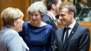 Културният редактор на Il Foglio Джулио Меоти предупреждава в своя