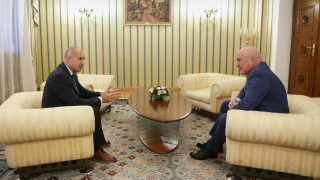 Димитър Радев не казва ще приеме ли да е служебен премиер