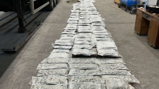 Тираджия скри 123 кг. канабис сред месо