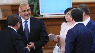 Борисов убеди шефовете на парламентарни групи да го задължат да