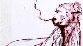 Автопортрет на Кейт Мос, нарисуван с червило и кръв, отива на търг