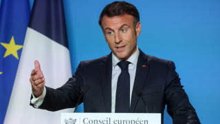 Френският парламент "поряза" Макрон за мигрантите 