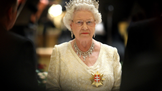 Кралица Елизабет II даде съгласието си за Брекзит