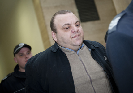 Отложиха делото срещу Николай Русинов - Чеци