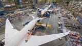  Boeing инспектира 400 нови самолета 737 MAX поради парцали и принадлежности в резервоарите 