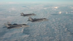 F-35 пристигат в Дания, заменят F-16, които отиват за Украйна