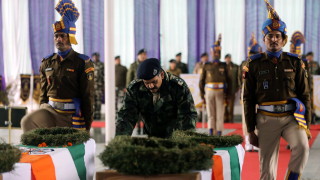 Тежки сблъсъци са се разразили между индийските и пакистанските сили