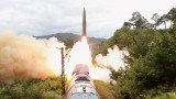 Северна Корея е изстреляла ракета от трен 
