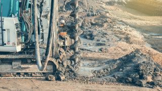 Руската петролна индустрия забави сондажната дейност тази година от рекордните