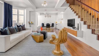 Рок легендата Кийт Ричардс продава своя мезонет в Манхатън предлагайки