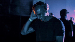 Диджеят, който разбра, че е болен от рак благодарение на кучето си