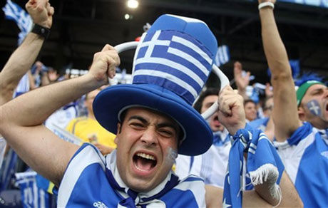 Гръцките футболисти започнаха стачка