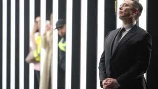 Собственикът на Twitter Илон Мъск обяви че дългогодишното лого на