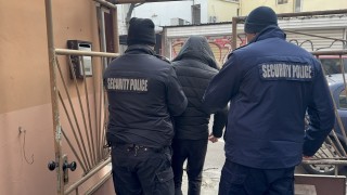 Спецакция се провежда от ранните часове в Бургас съобщава Нова