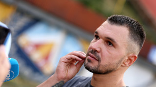 Валери Божинов призна че е разговарял с Наско Сираков за