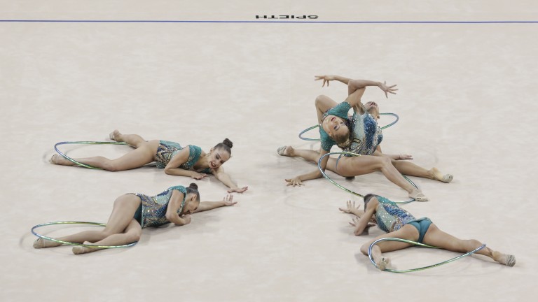 Отлагат Световната купа по художествена гимнастика в София 