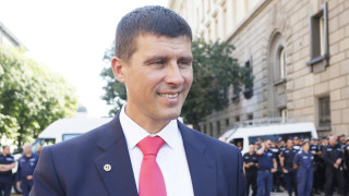 Привърженици на Величие излязоха на протест пред Съдебната палата в