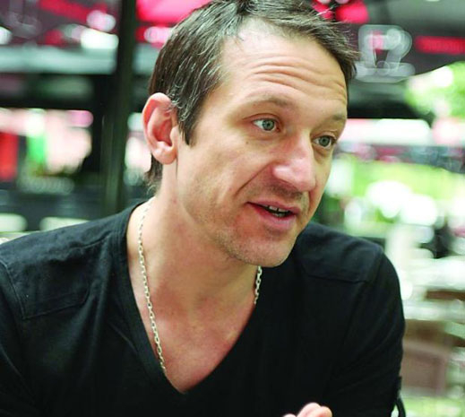 Деян Донков ще дава уроци по актьорско майсторство