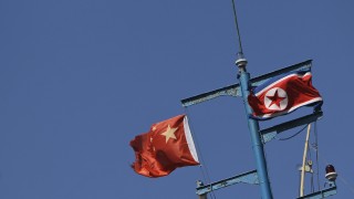 Китай отрече информация че незаконно продава петролни продукти на Северна