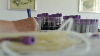 Над 50 души само до днес на обяд са дарили