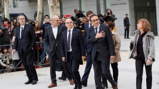 Арестувани са членовете на каталунското правителство които по рано днес се