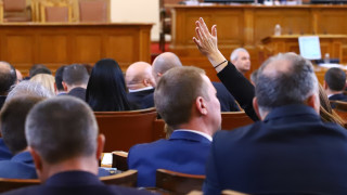 Меморандумът Gemcorp е необвързващ В него няма 1 млрд долара