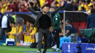 Доменико Тедеско беше представен като нов старши треньор на Фенербахче