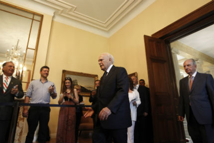 Гръцките партийни лидери в отчаяни преговори
