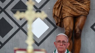 Папата призова да преодолеем страха от чужденците