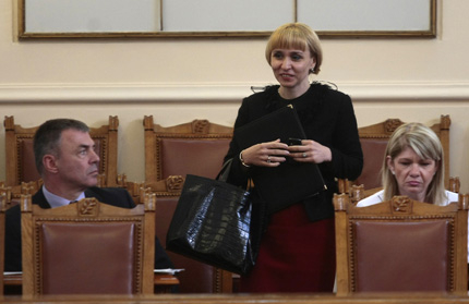 Обезщетяват граждани за забавени съдебни дела