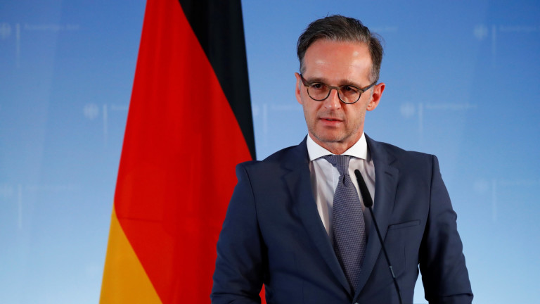 Германия спира със санкции оръжейните доставки за Либия