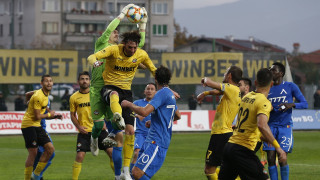 В мача с Берое защитникът на Ботев Пловдив Кристиан