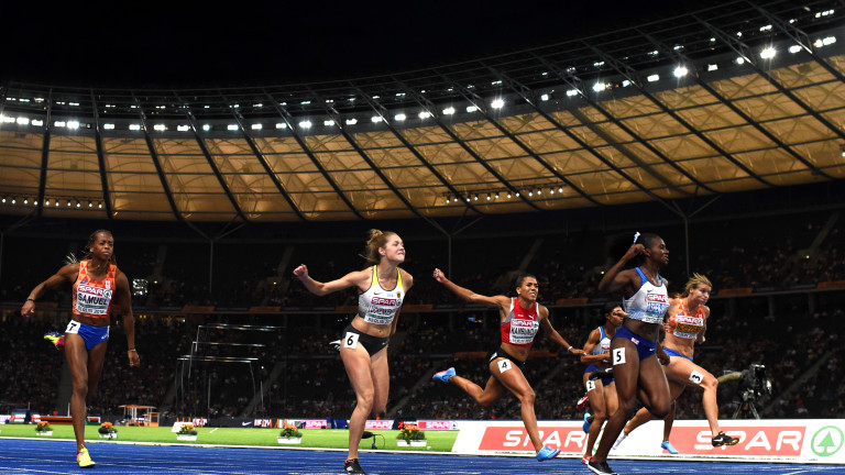 Британката Дина Ейшър-Смит спечели златото на на метра гладко бягане