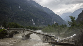 Силни бури и наводнения взеха 7 жертви в Швейцария и Франция