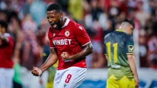 Нападателят на ЦСКА Дюкенс Назон oтбеляза на два пъти за