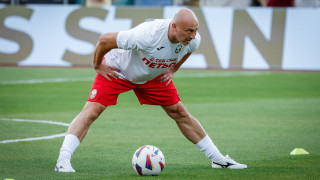 Бившият футболист на Левски и националния отбор Илиан Стоянов